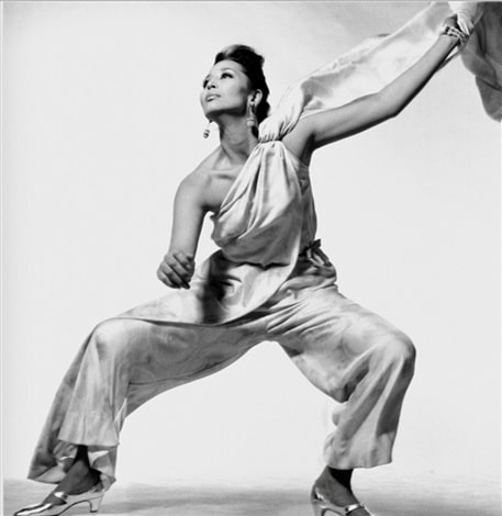 richard-avedon-china-machado
